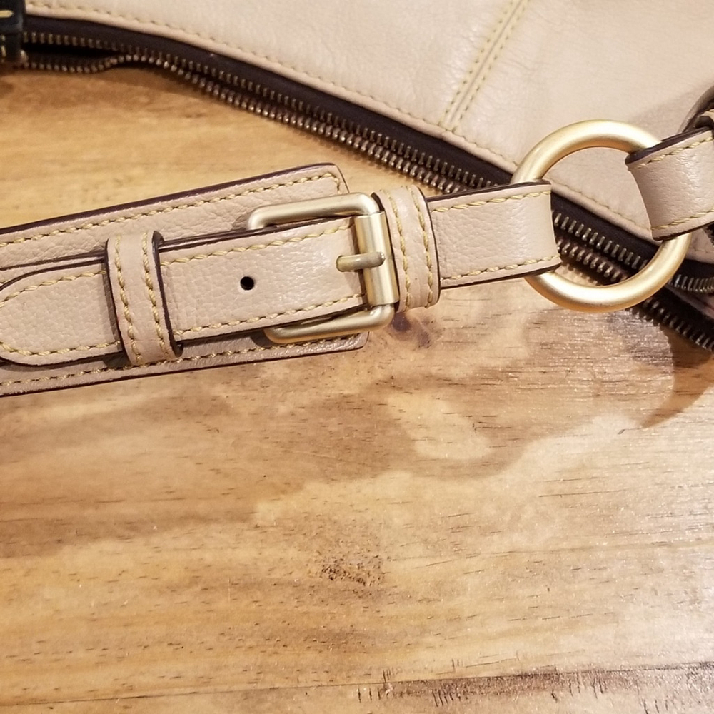Dooney & Bourke Sophie Black and Beige Color Block Hobo - Picture 6 of 15